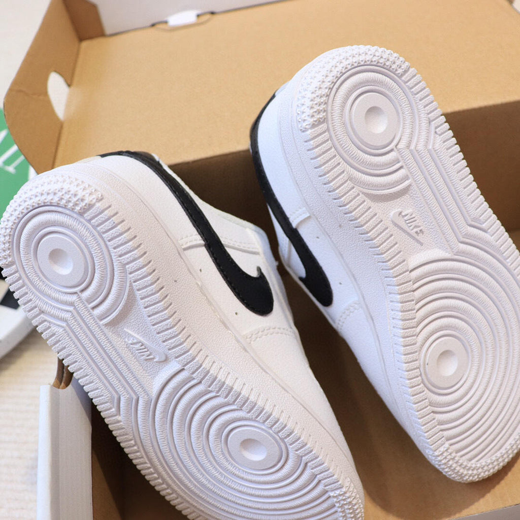 Air Force low-top lace-up sneakers" white"