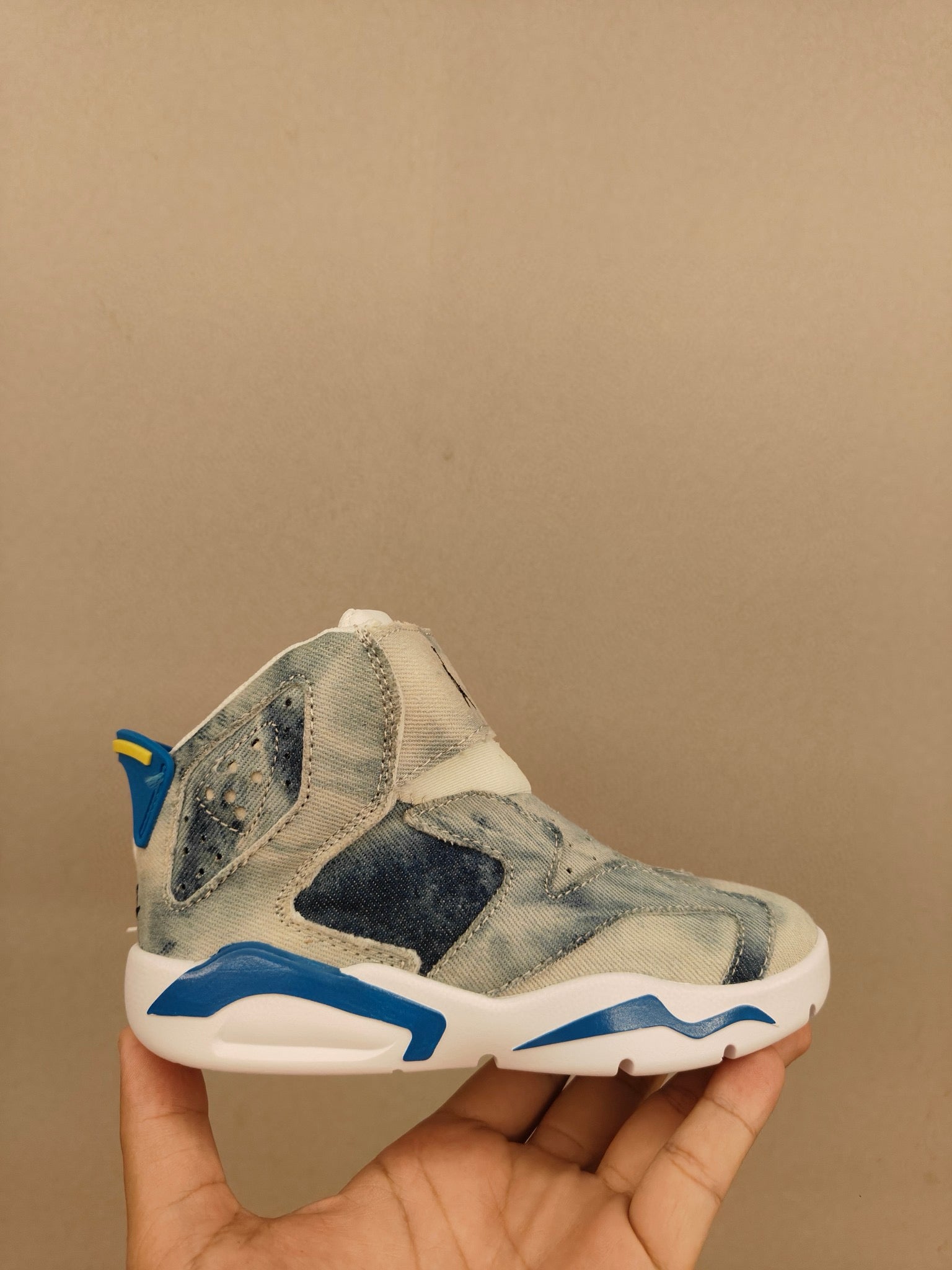 Joe 6 Velcro leather basketball shoes" light blue/denim"
