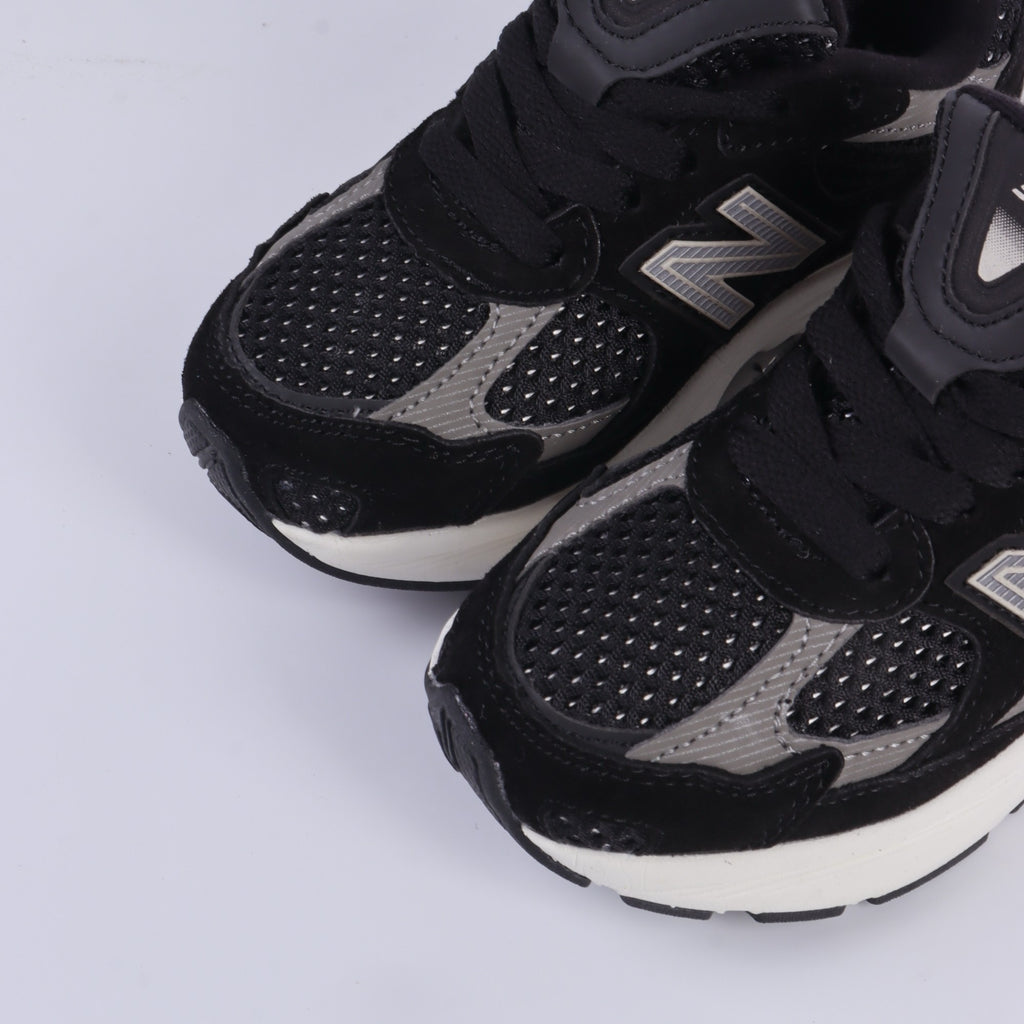 N 2010 children's shoes" black"