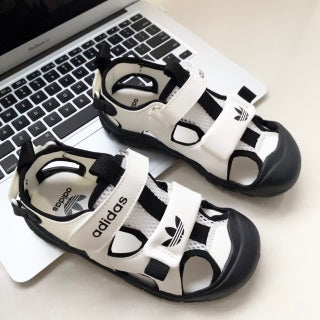 Adidas Velcro Stream Tracing Soft-soled Children's Beach Sandals" white, black"
