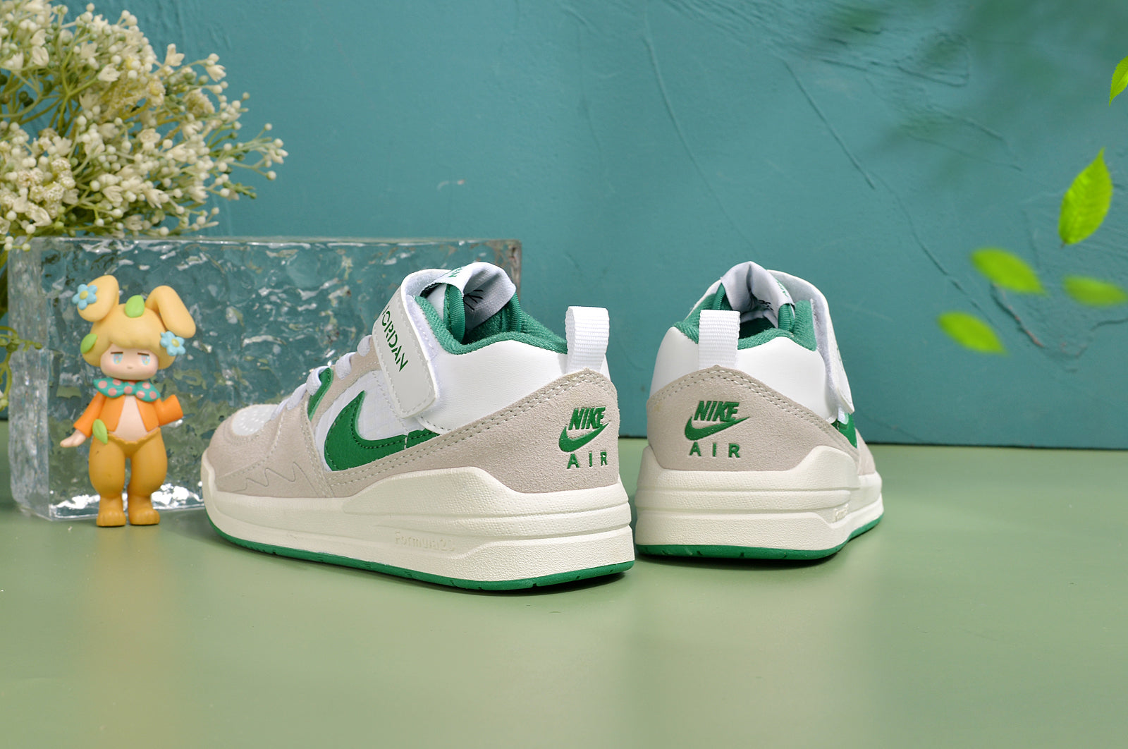 Nike Jordan 90 children's casual shoes" gray, green"