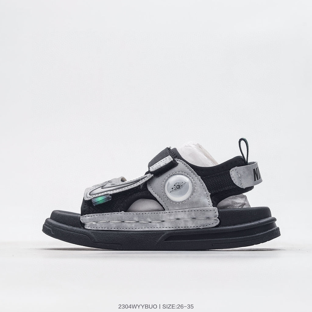 Nike co-branded Jordan children's shoes" black, gray"
