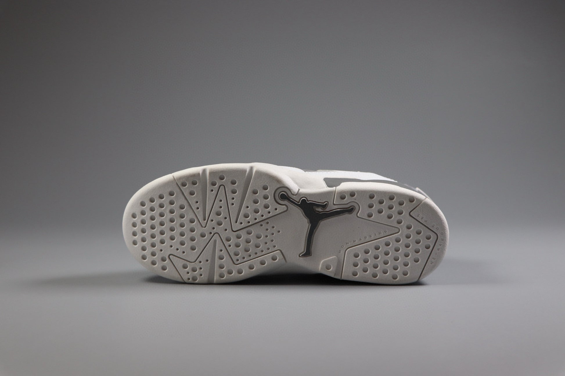 Joe 6 children's basketball shoes " white, & gray"