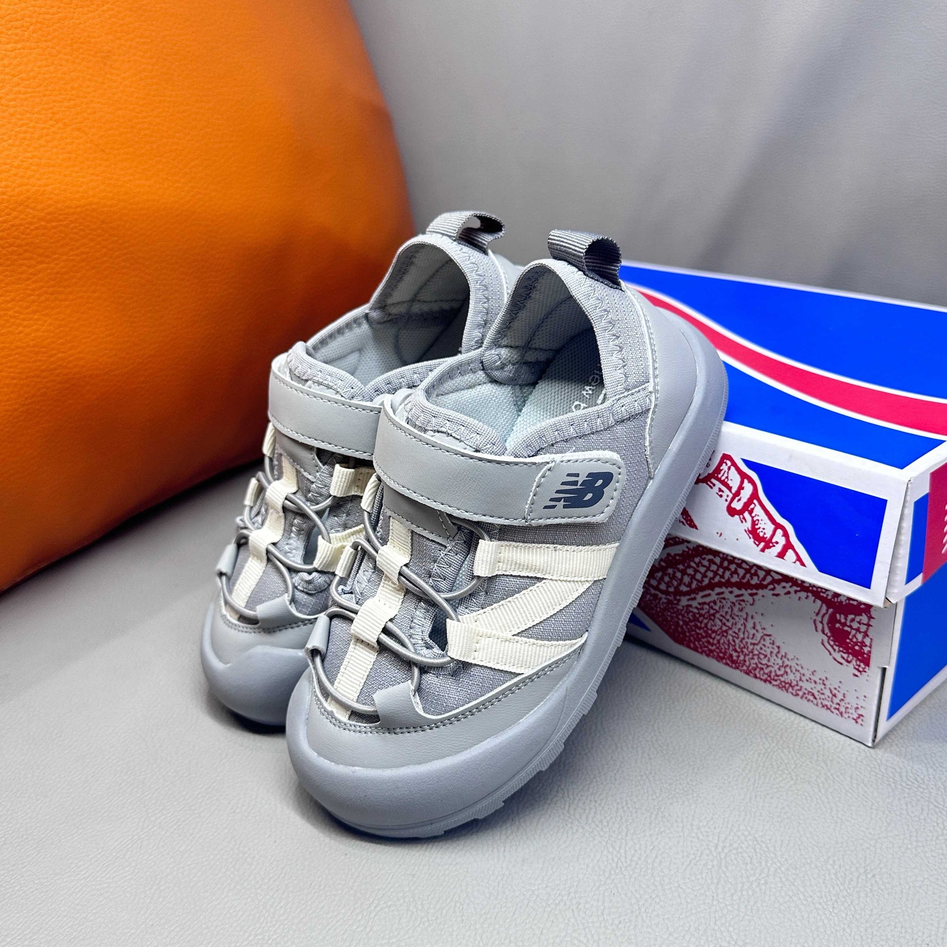 N3205 Velcro Sandals "light -grey "