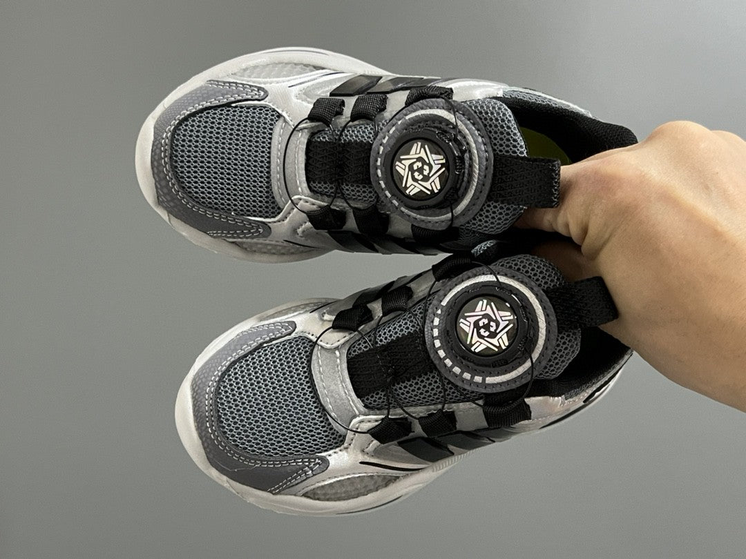 Trefoil rotating button children's shoes " black, gray"