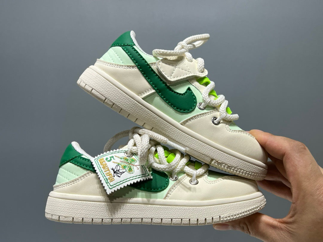 Nike low-top embroidered children's sneakers" off white, lime green'