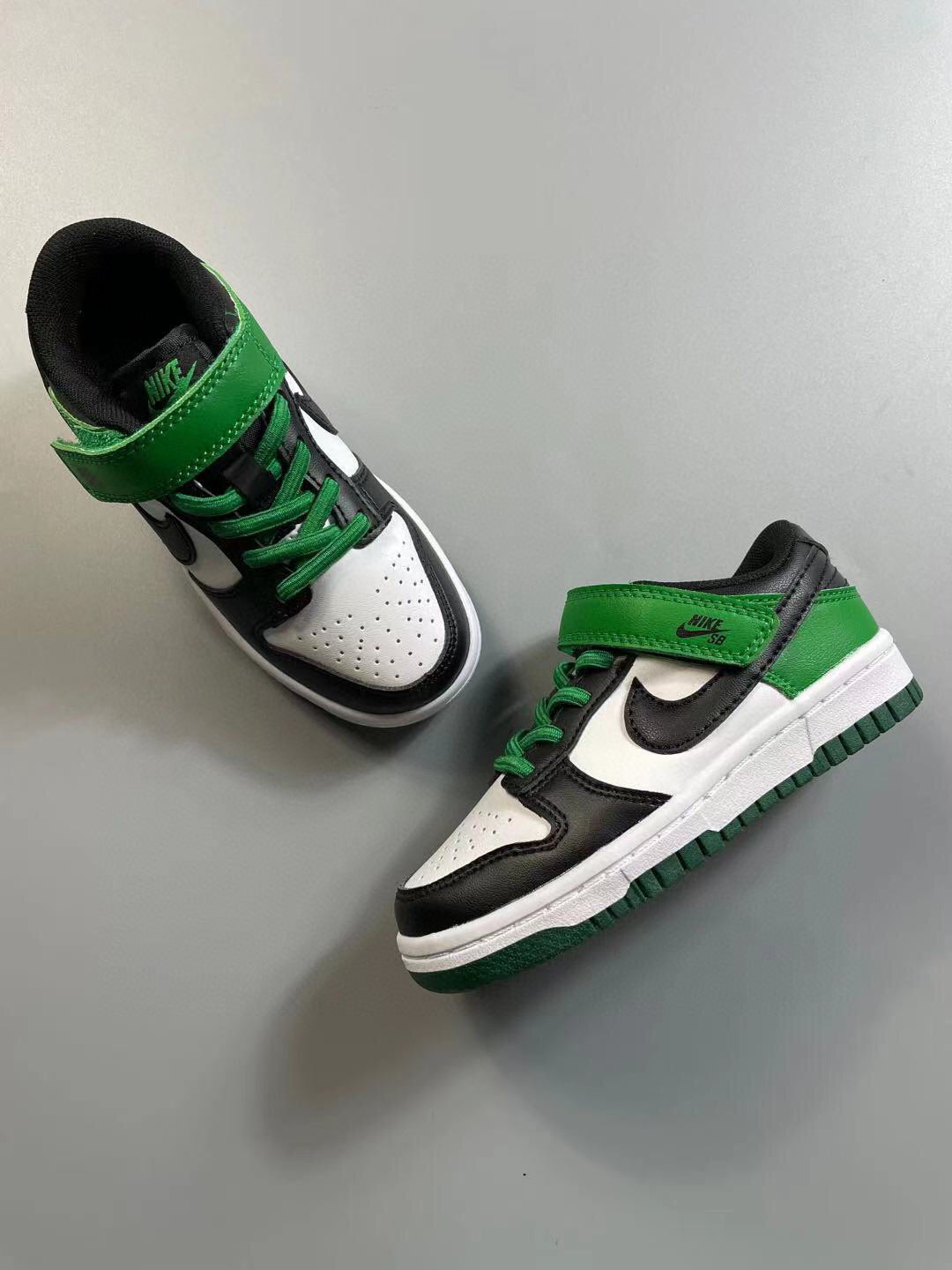Nike SB single buckle sneakers" white, black, green"