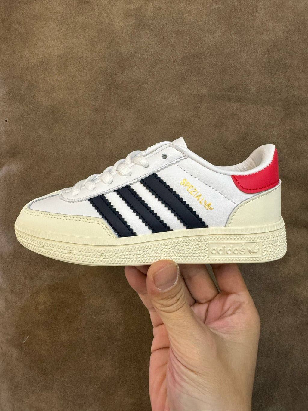Adidas training 3 generation pig leather children's shoes" white"