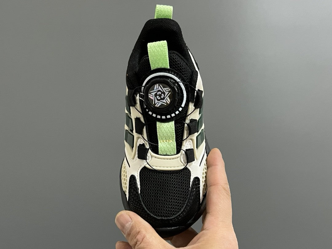Trefoil rotating button children's shoes