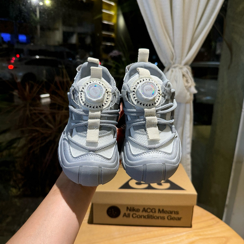 Nike ACG outdoor hiking shoes