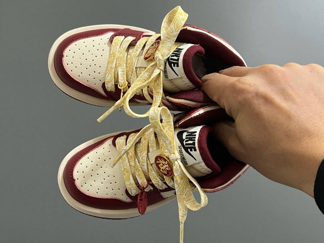 Qiaoyi new high and low top Velcro children's sneaker" cream, burgundy"