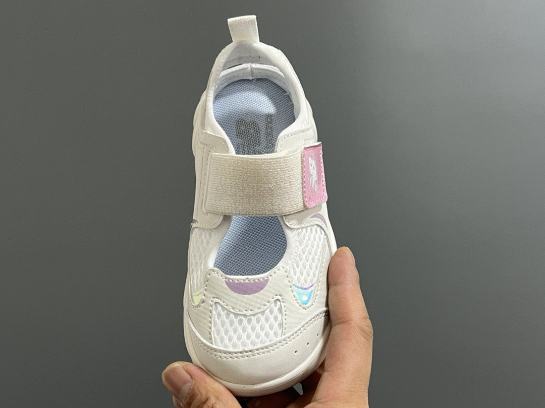 NB new 920 Mary Jane mesh stitching Velcro children's sandals" off white"