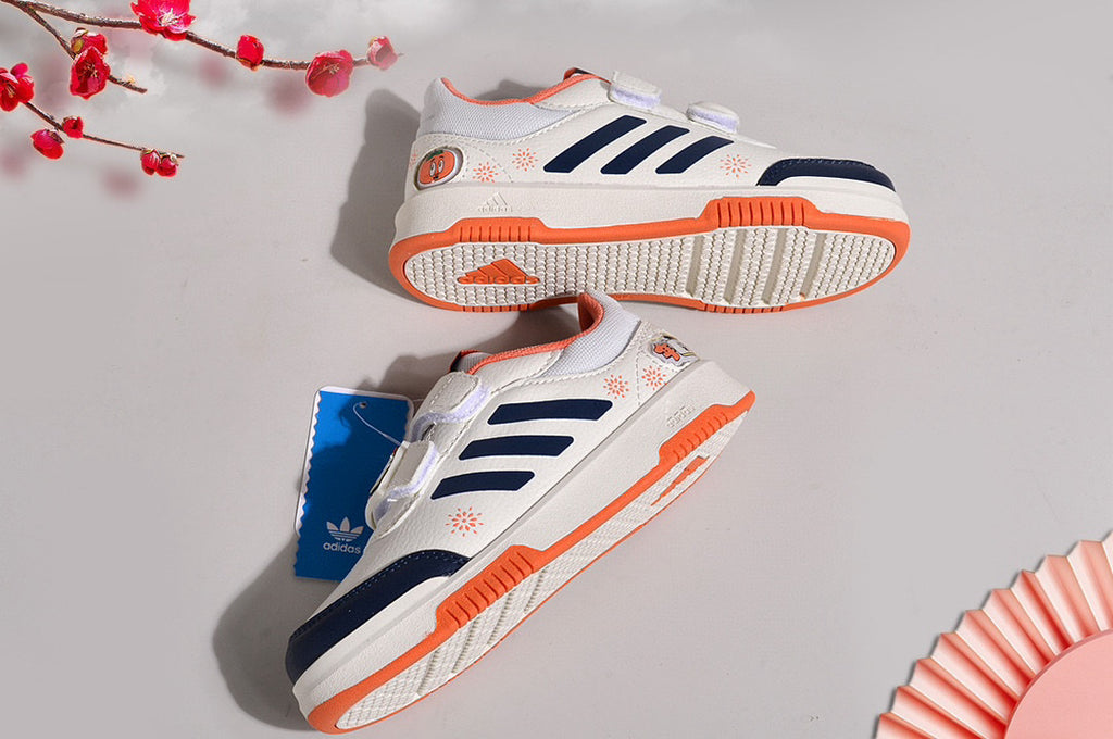Adidas Velcro Sneakers" cream, navy"