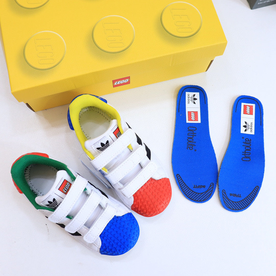 Adidas LEGO joint shell toe children's shoes" white, blue, red"