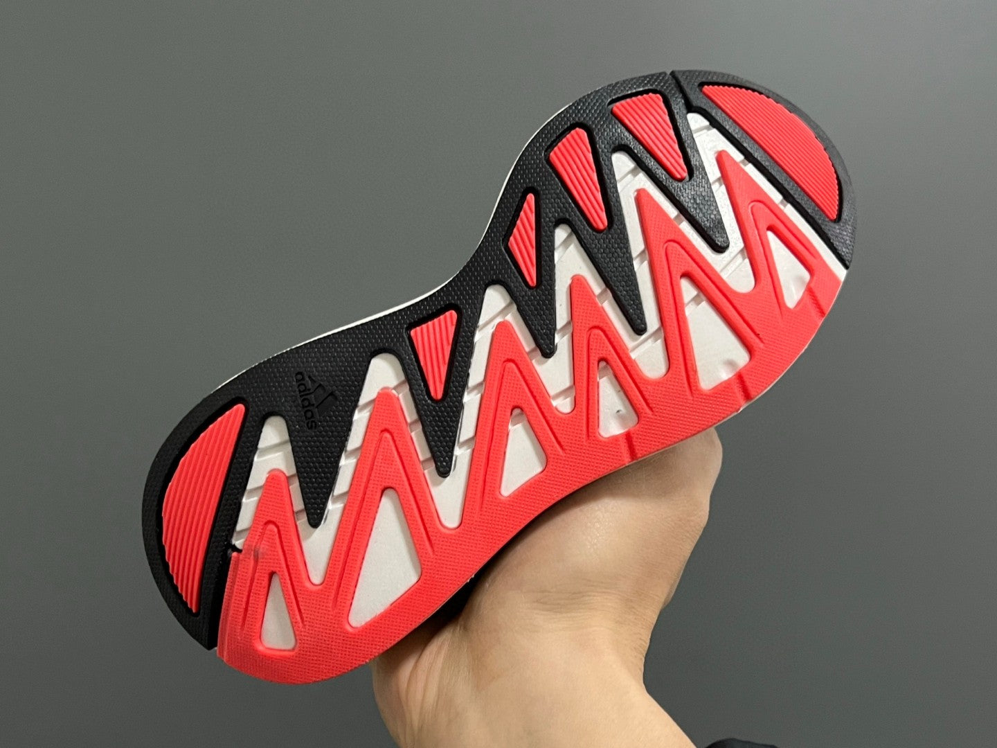 A's new children's shoelace buckle swing sports shoes" white, red"