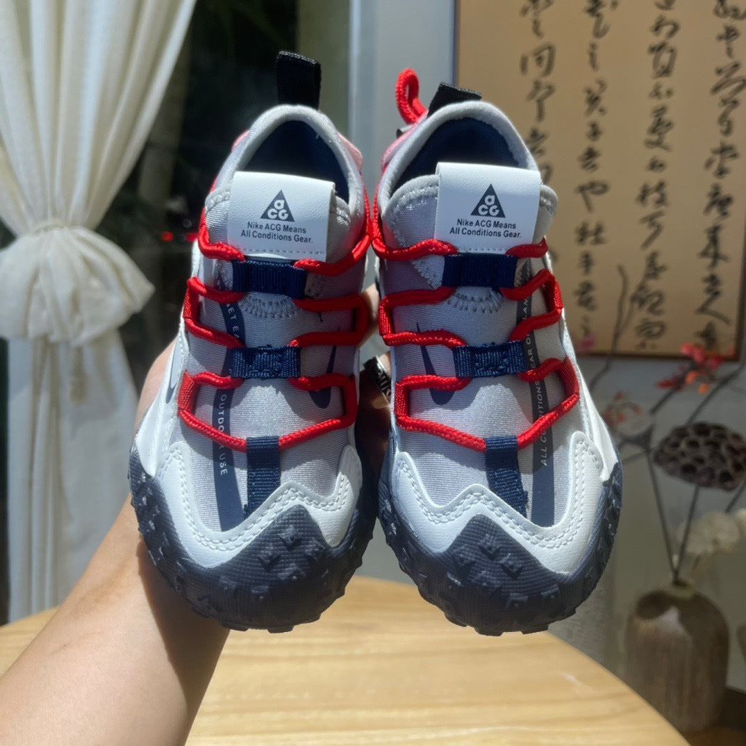 Nike ACG outdoor hiking shoes