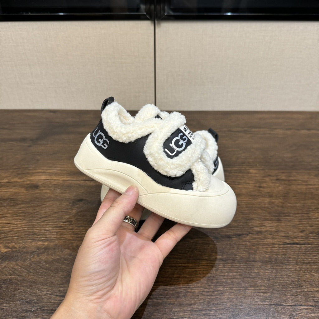 casual shoes " Black"
