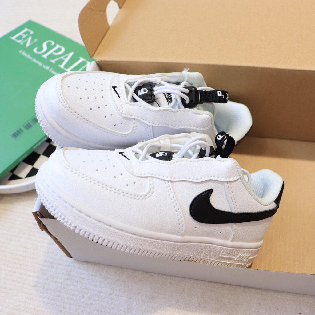Air Force low-top lace-up sneakers" white"