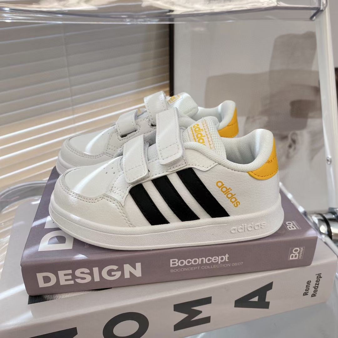 Adidas co-branded Velcro children's shoes" white, black"