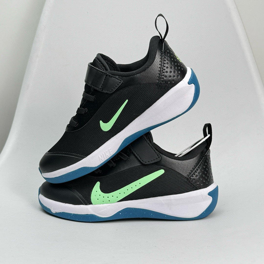 Nike ZOOM Moon Landing Children's Running Shoes" black"