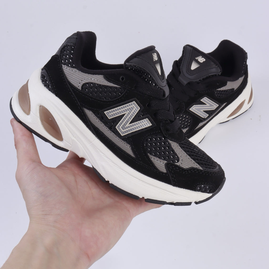 N 2010 children's shoes" black"