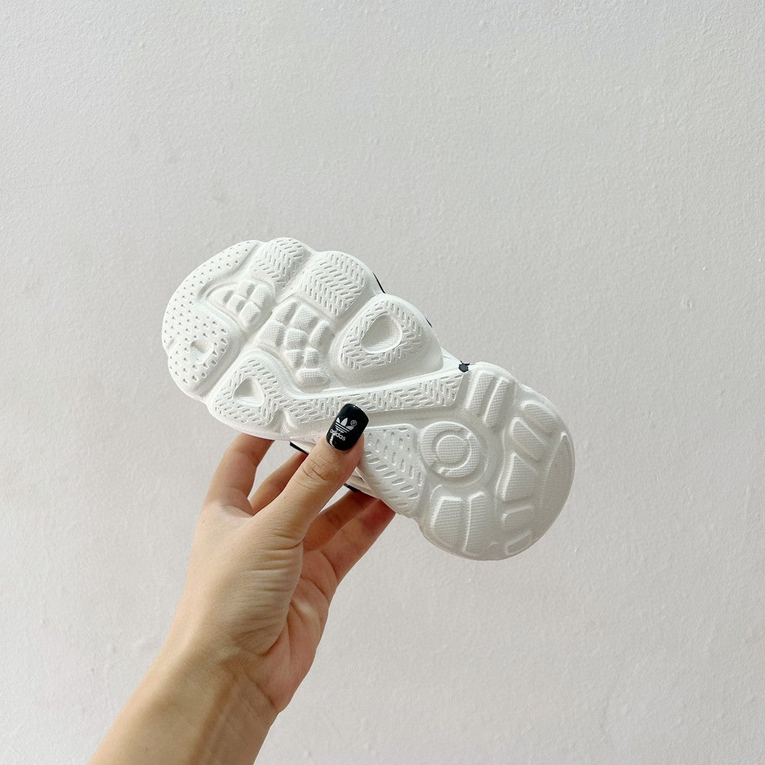 Trefoil rotating button children's shoes " white"