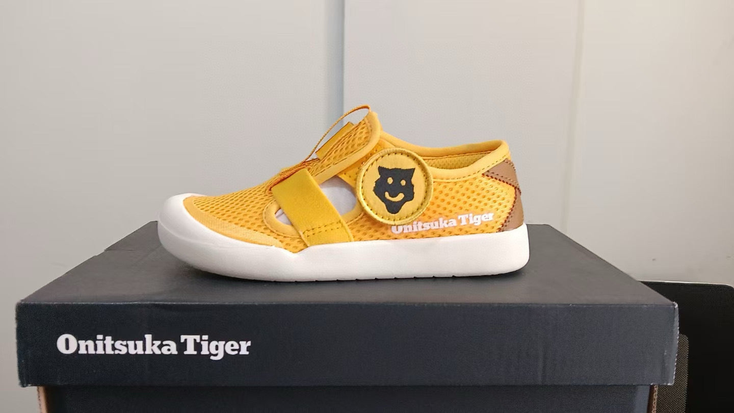 YSS Onitsuka mesh bread head sandals" yellow"