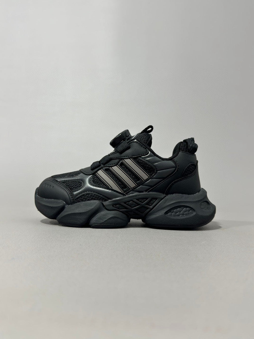 Adidas runner dad shoes" black"