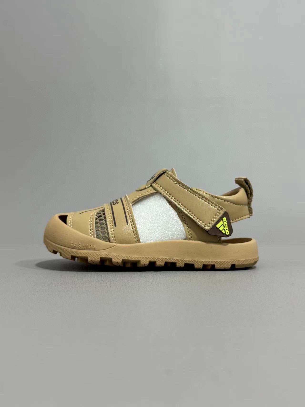 Adidas hollow Velcro sandals" light brown"