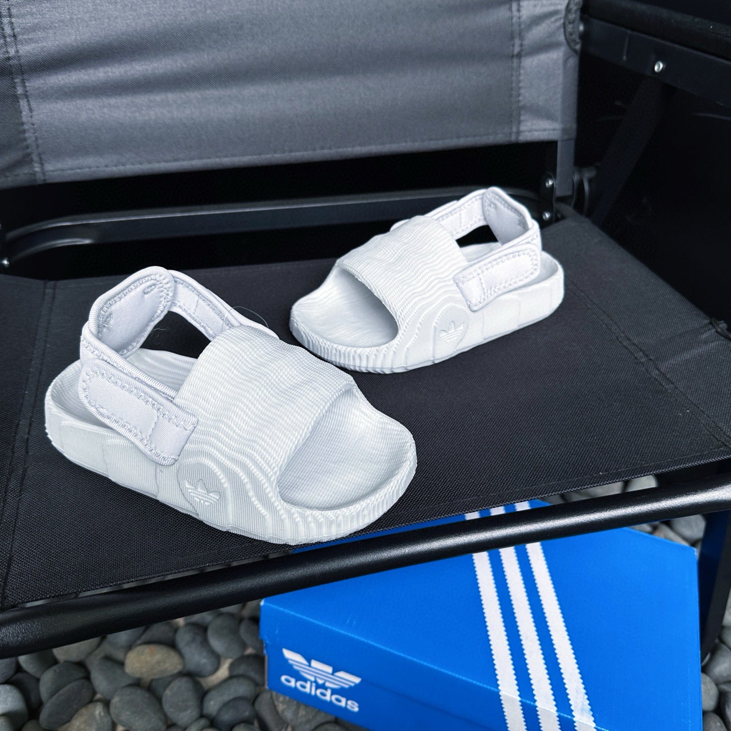 Adidas two-way beach sandals" white"