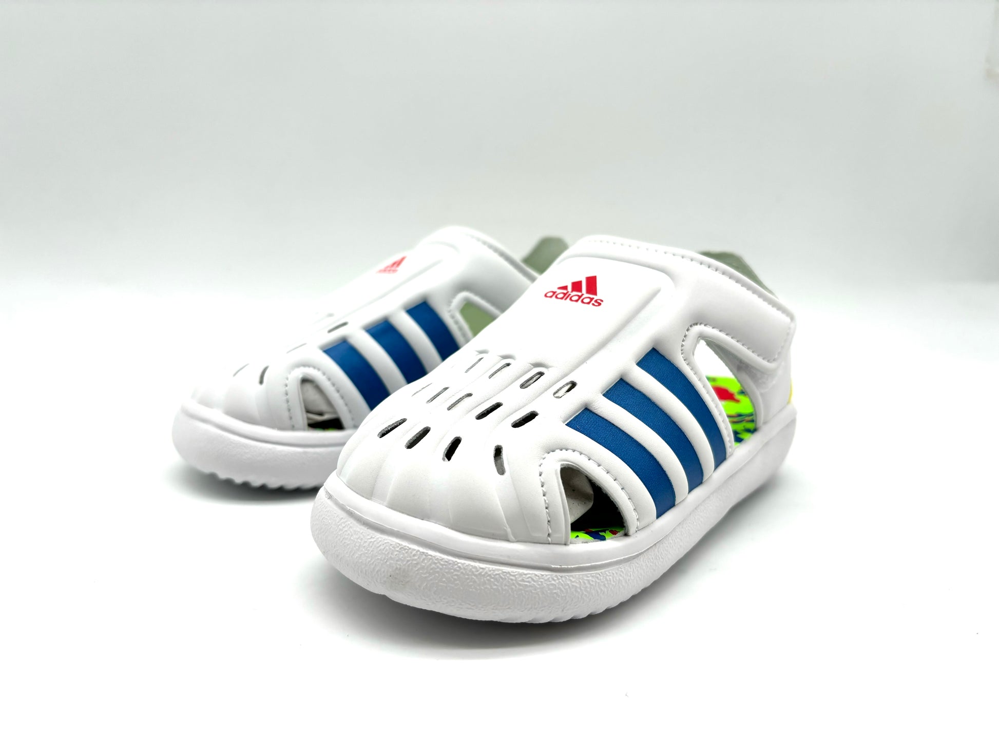 Adidas Seahorse III hole shoes" white, blue"