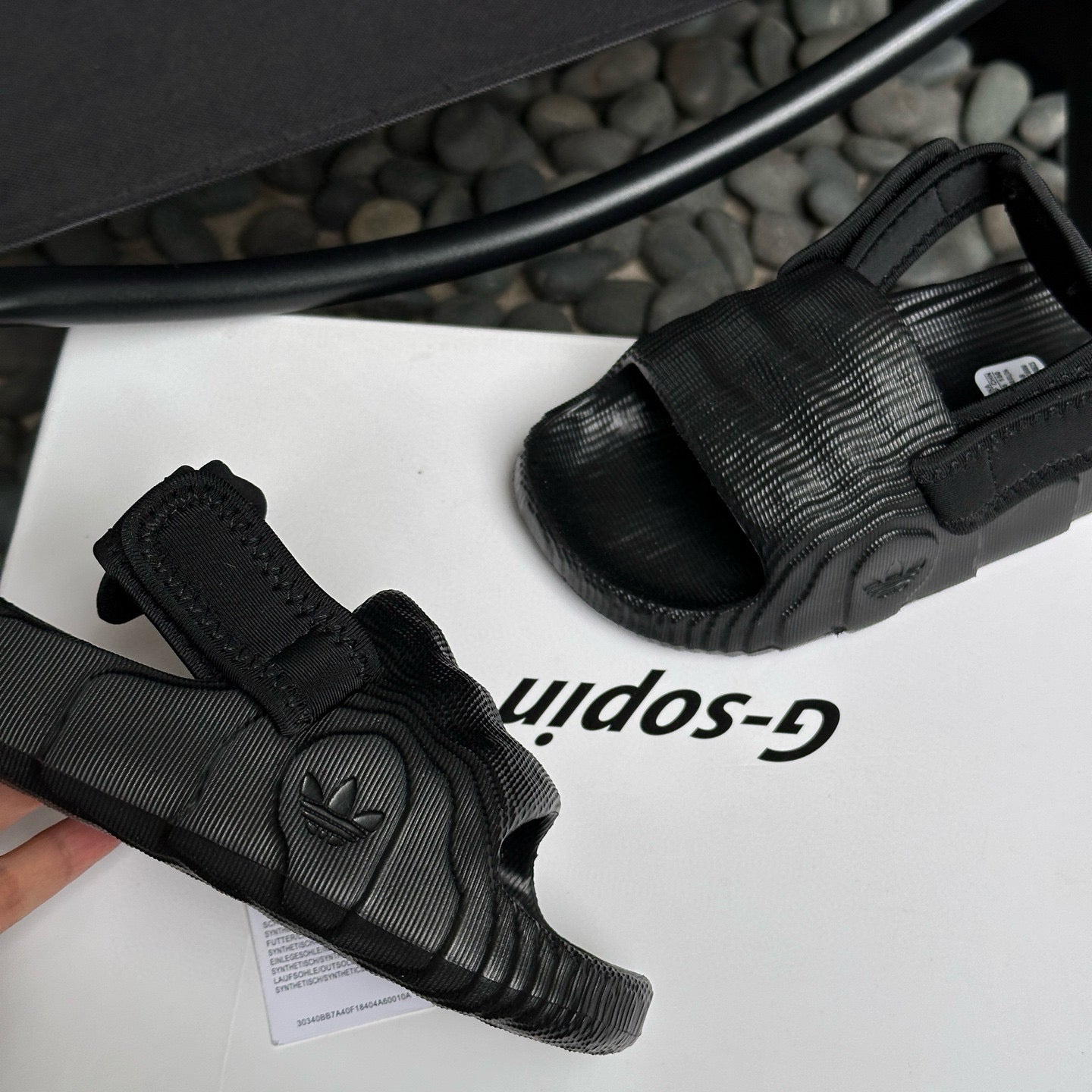 Adidas two-way beach sandals" black"