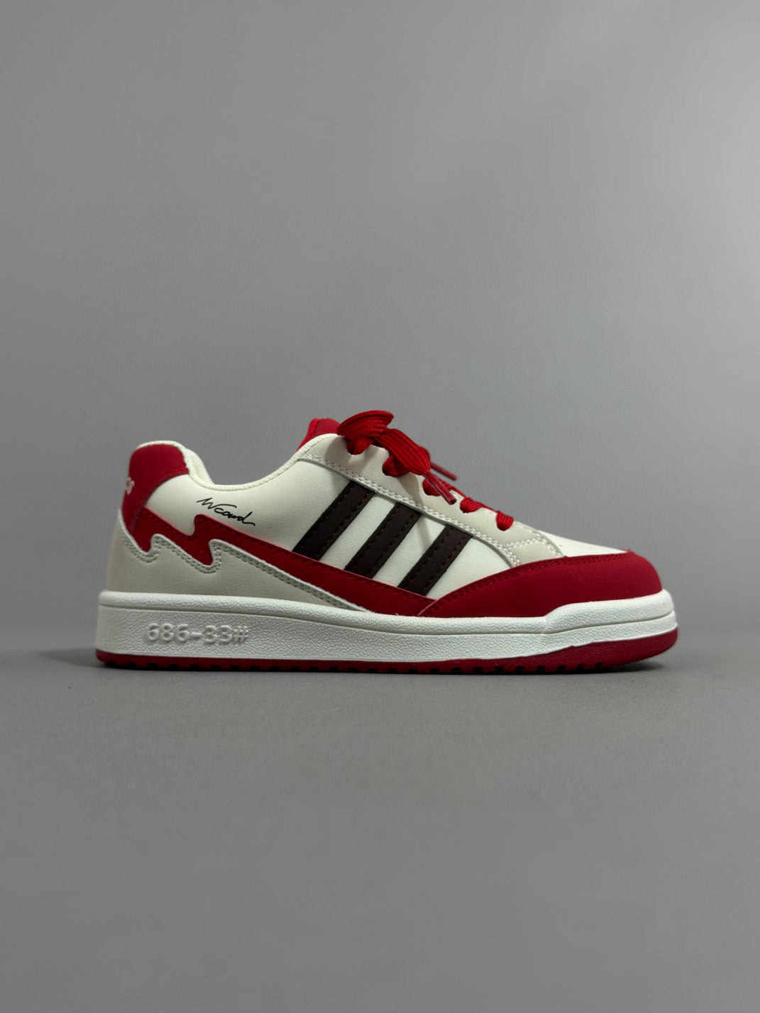 Adidas WCARD ADV classic retro sneakers" white, red"