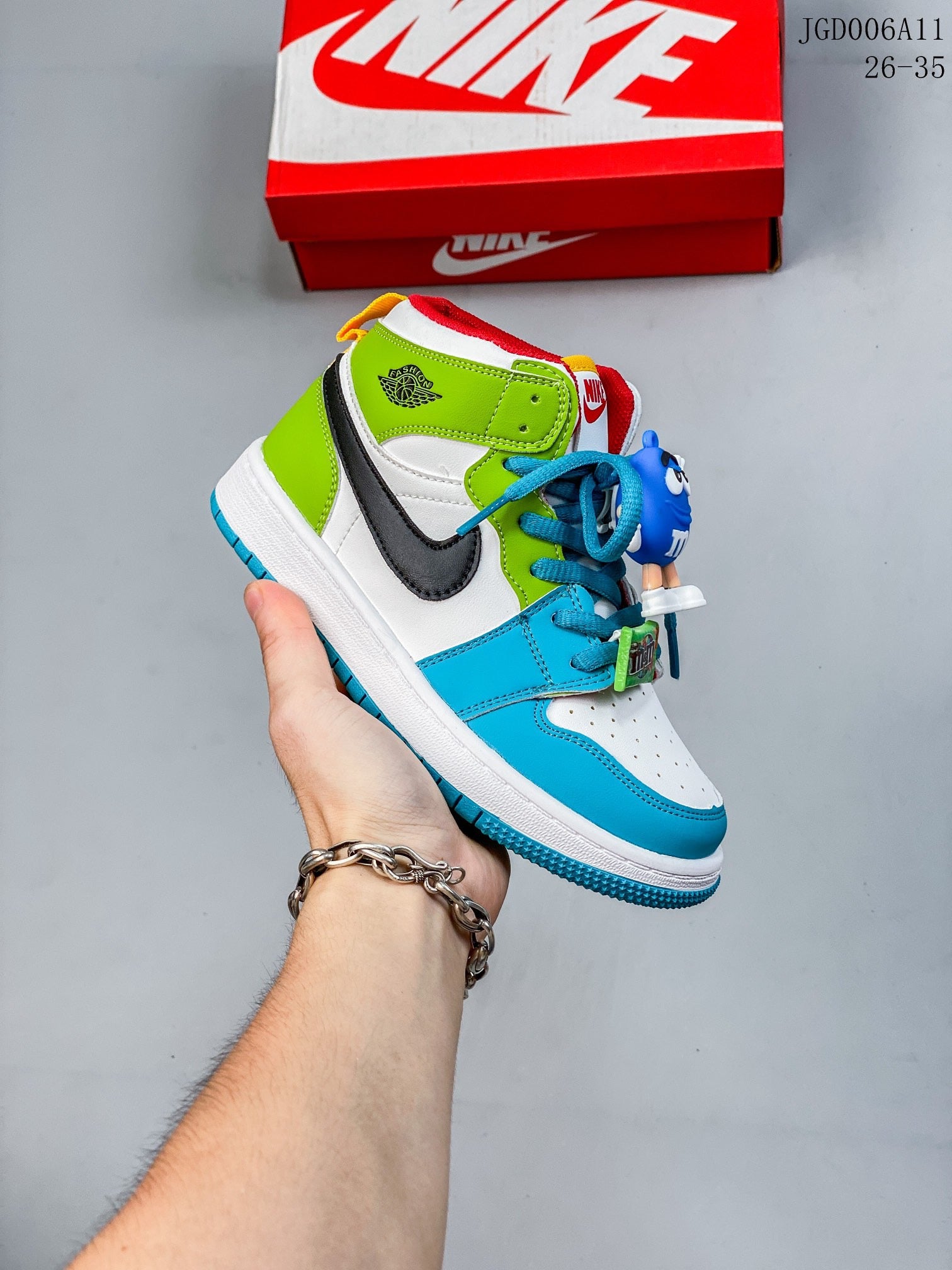 Joe 1 cartoon high top basketball shoes" Green, blue, white"