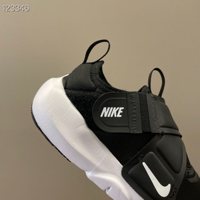 Nike Flying Saucer FA Cross Velcro" black"