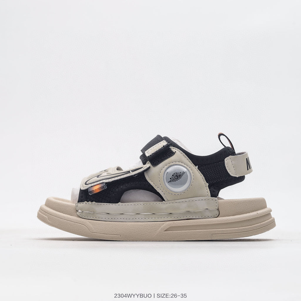 Nike co-branded Jordan children's shoes" light gray, black"