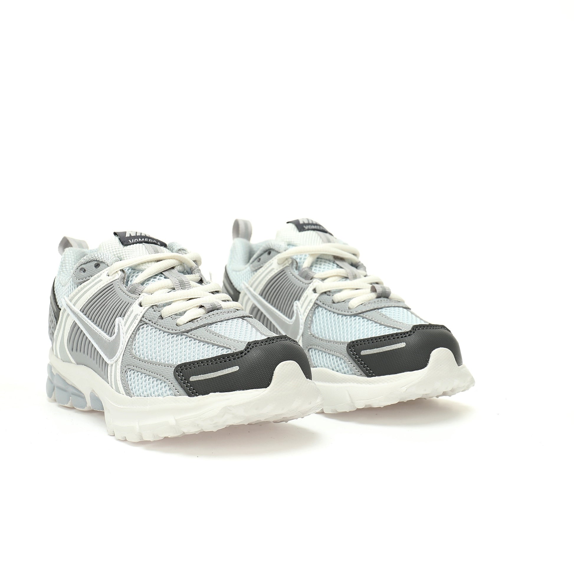 Nike V5" gray"