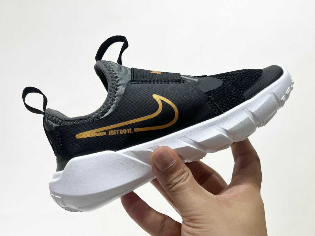 Nike's new barefoot slip" Black"