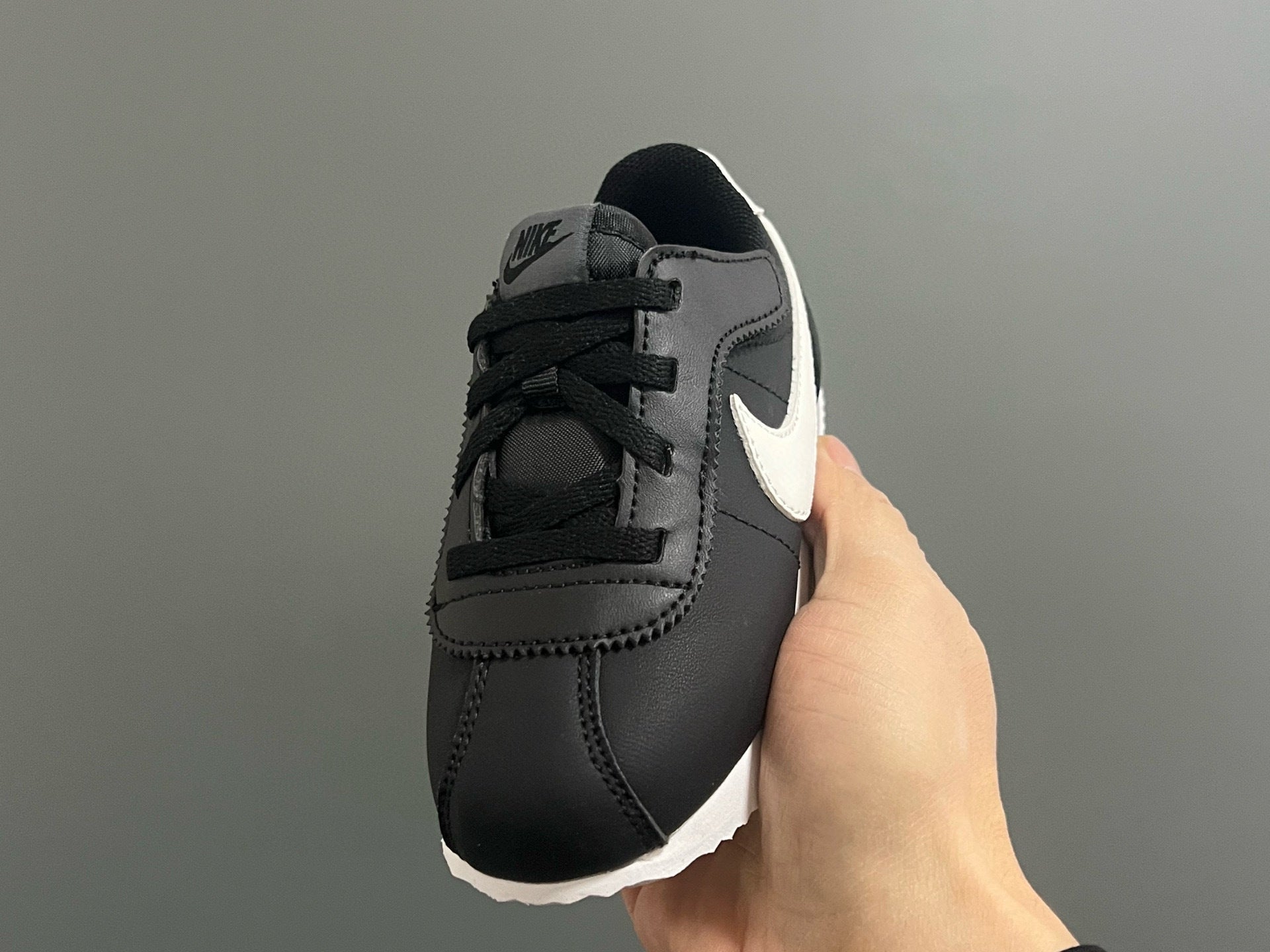 Nike Forrest Gump Classic Velcro Kids Shoes" black"
