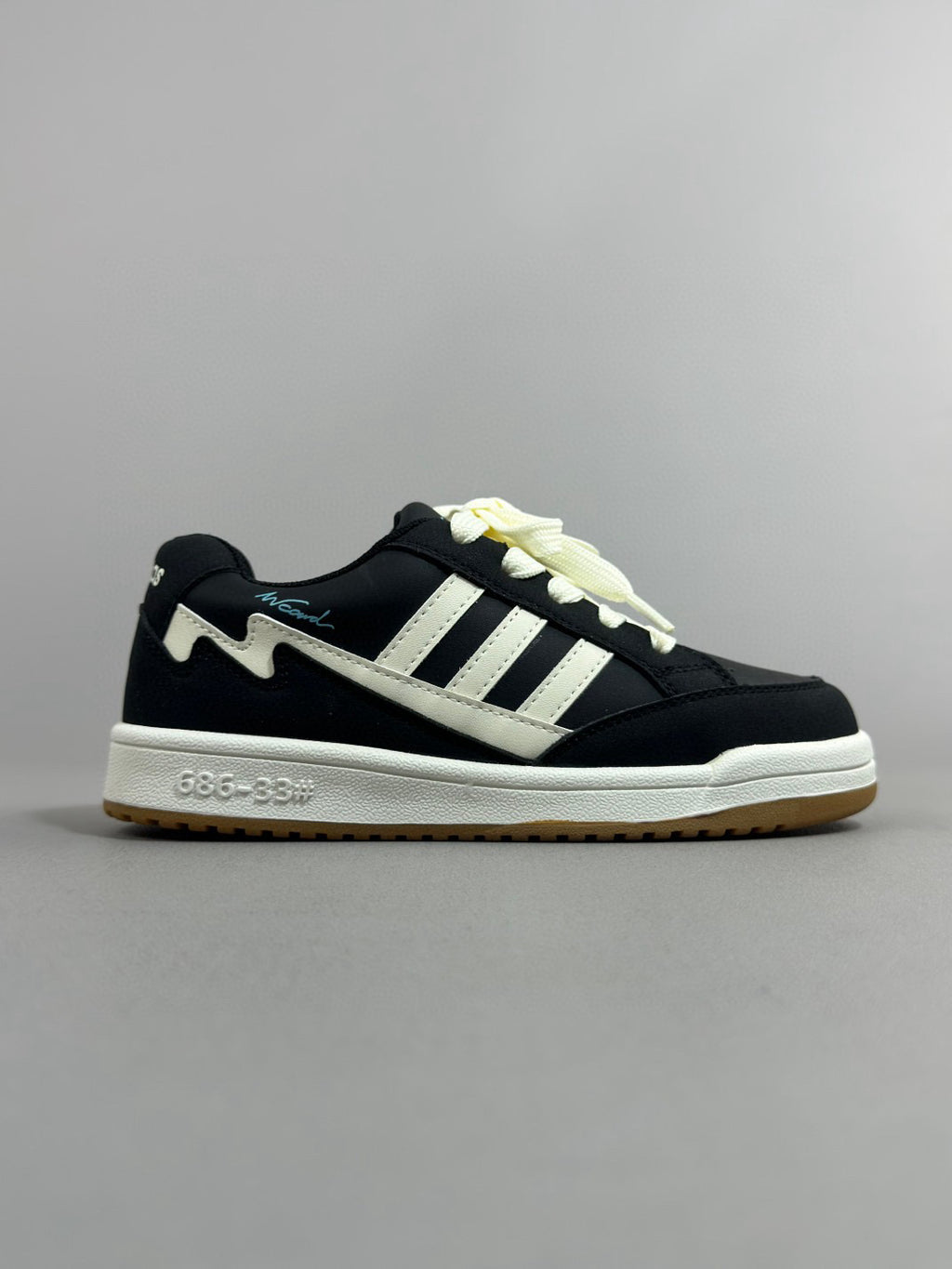 Adidas WCARD ADV classic retro sneakers" black"