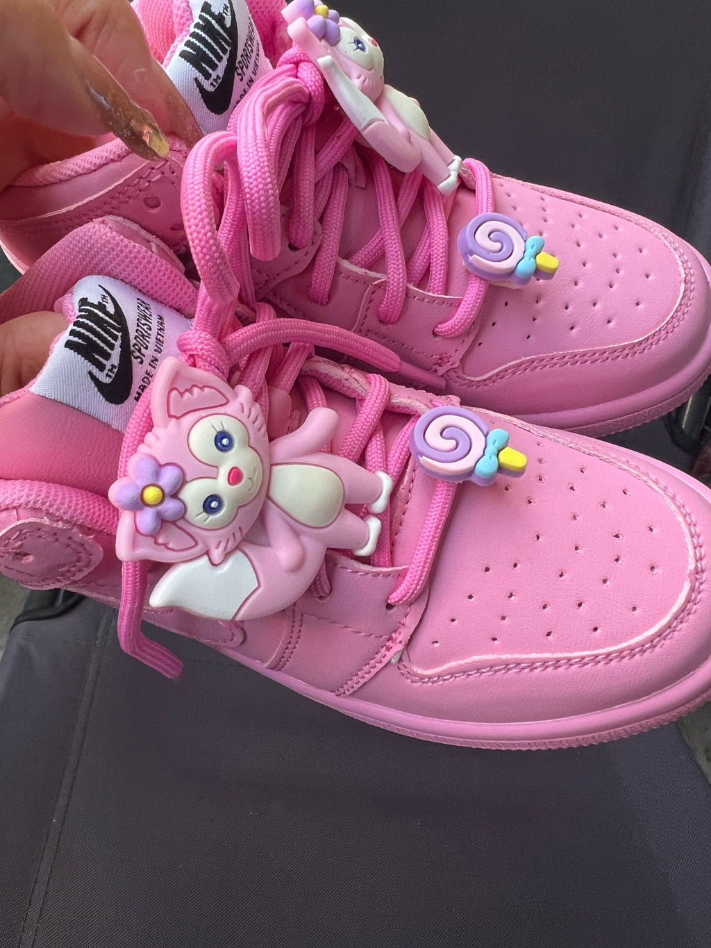 Joe One Cartoon Doll Accessories High Top Sneakers " pink"
