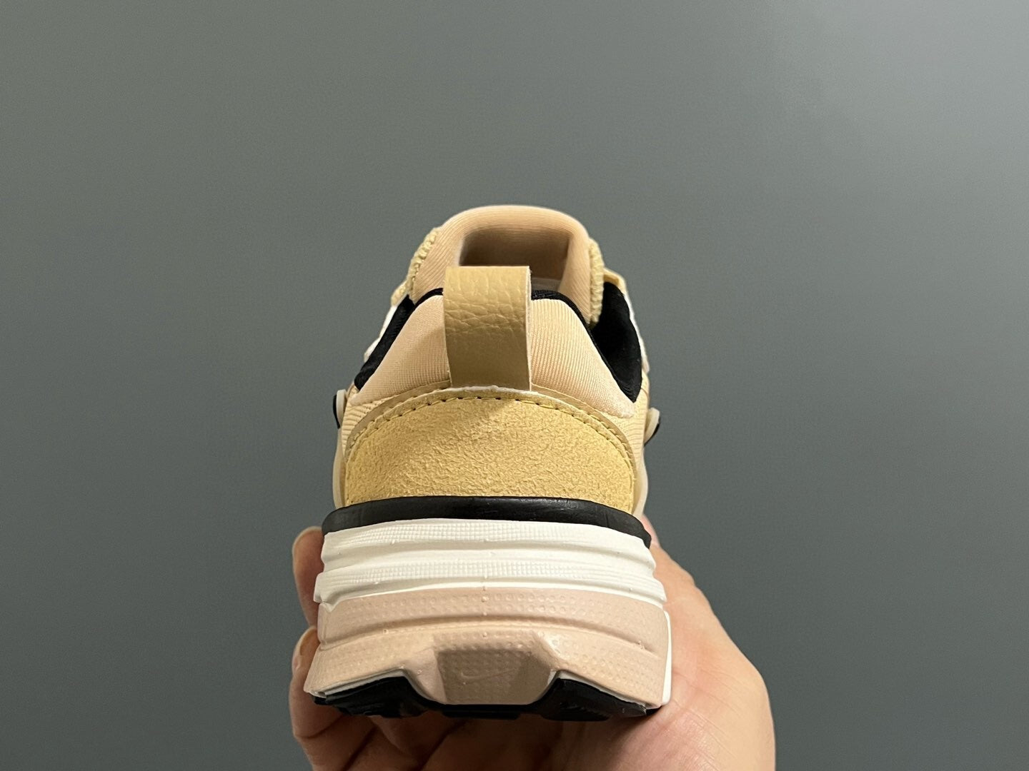 v2k children's shoes" Beige"