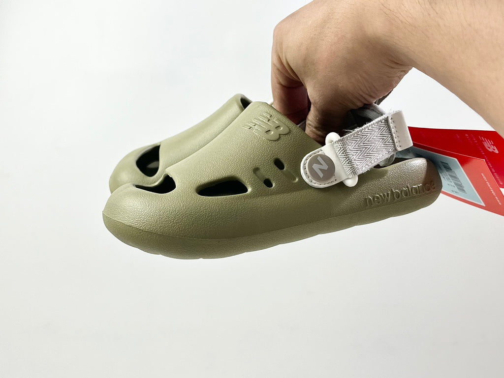 NB hole two-way sandals"olive"