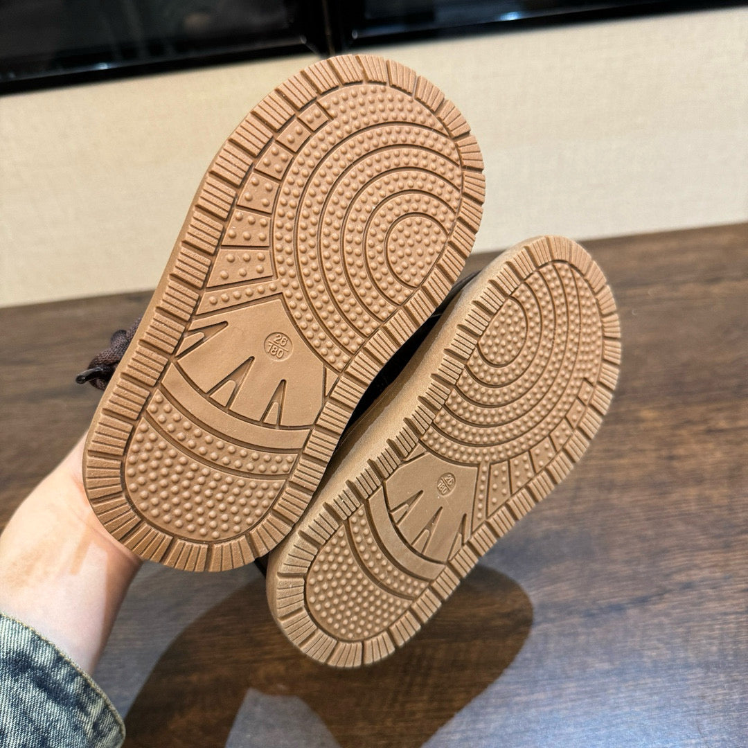 U-GG Capibara Snow Boots Leather" brown"
