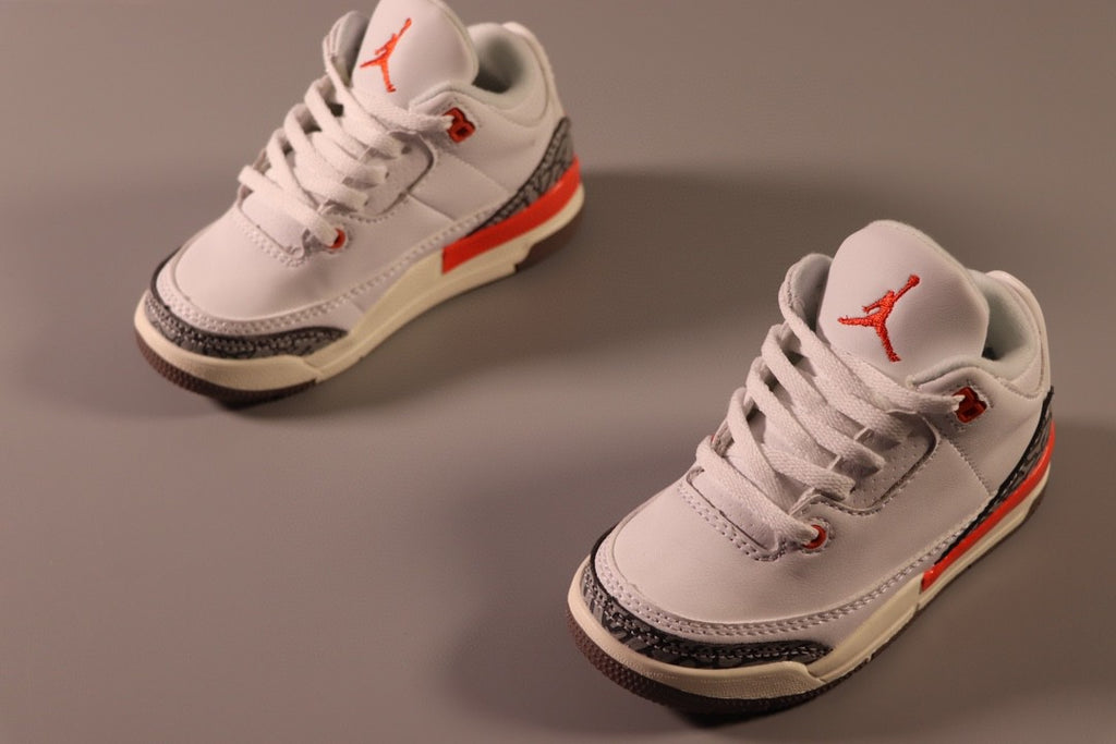 Jordan AJ3 children's shoes" white, red"