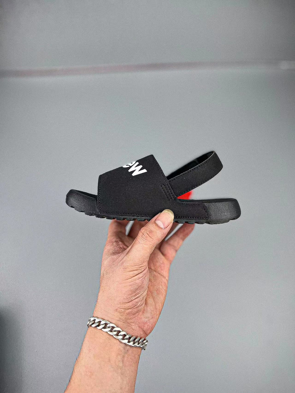 N large breasted sandals" black"