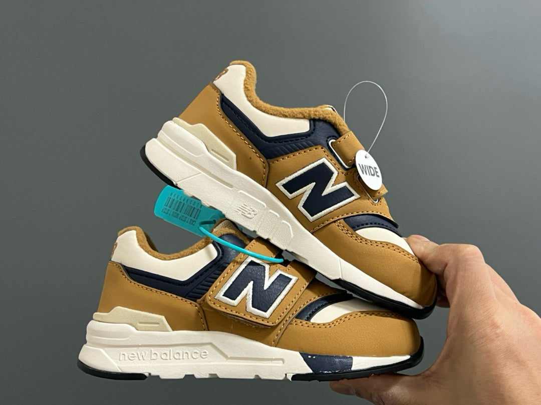 NB997 Velvet Velcro Children's Shoes" brown, cream"