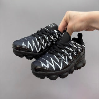 Nike AIR MAX plus full-length air cushion children's sports shoes "black with white lines"