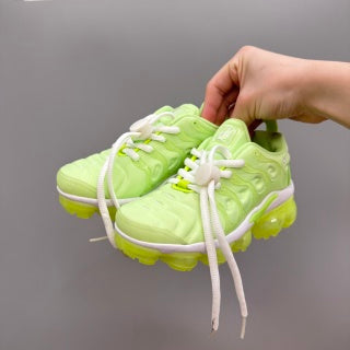 Nike AIR MAX plus full-length air cushion"  lime green."