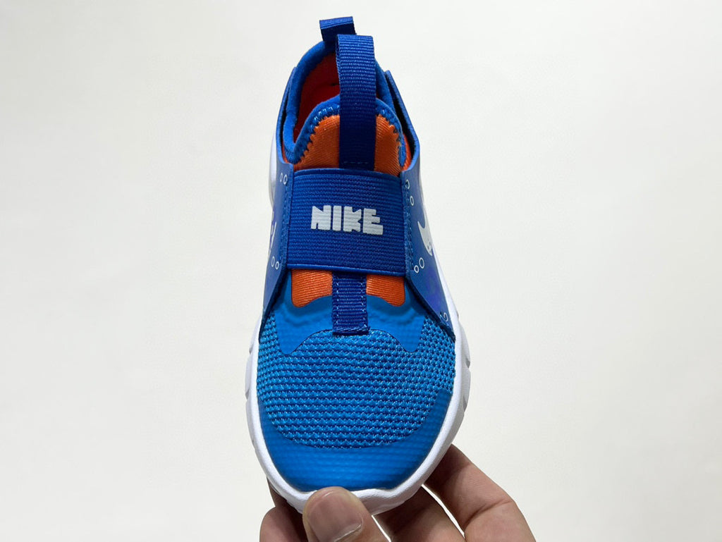 Nike's new barefoot slip" blue"